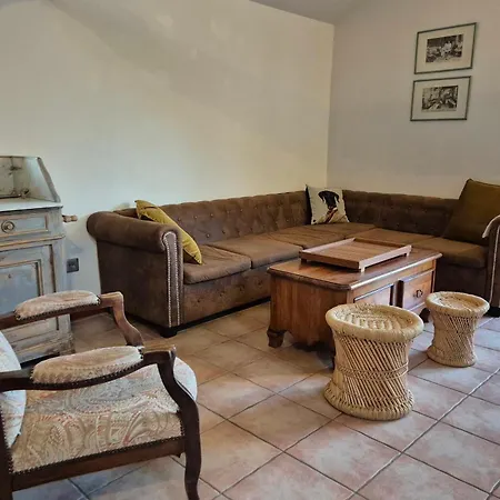 Escape To The Heart Of The Perigord Nature And Heritage At Your Fingertips 度假居
